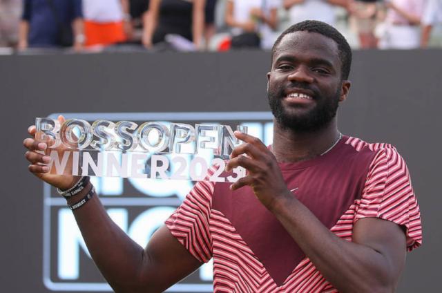 乐竞体育APP官网-蒂亚福首夺草地赛冠军 穆雷&amp;锦织圭挑战赛夺冠！